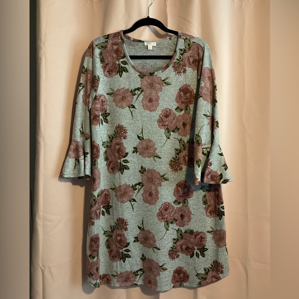 Women’s xl loose dress